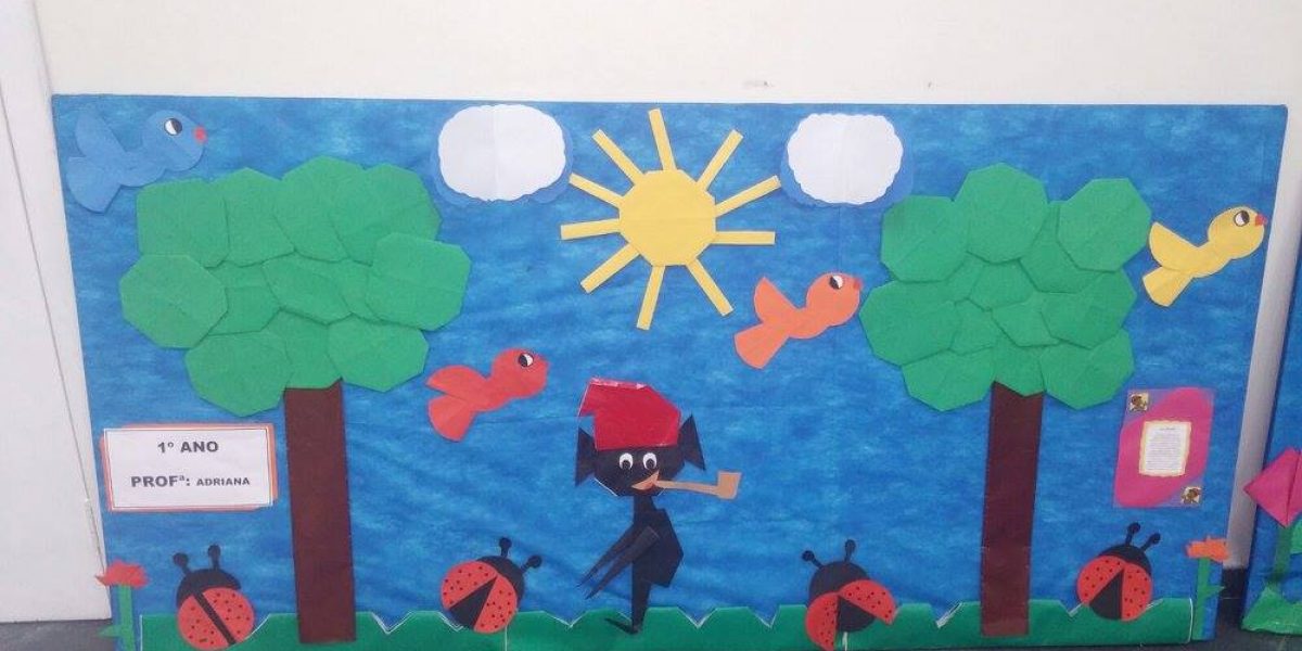 Os nossos alunos produziram lindos painéis para a Semana do Folclore