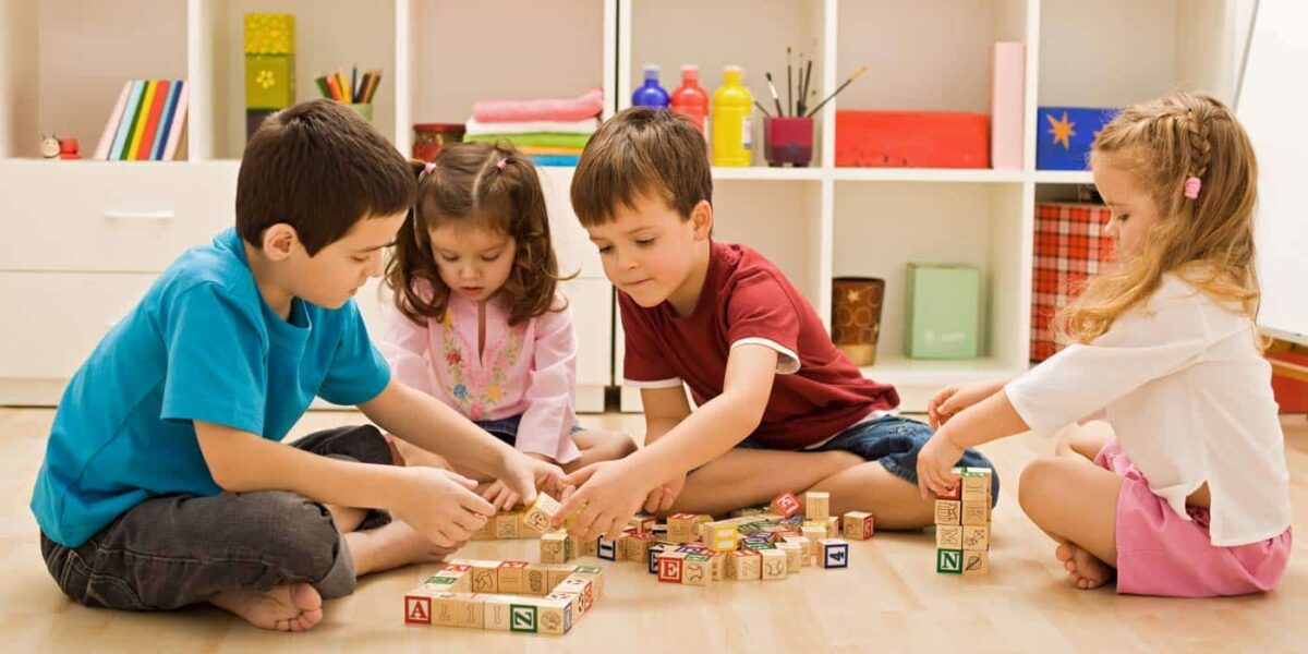 Os Benefícios da Brincadeira na Educação Infantil: Aprendizagem Através do Lúdico